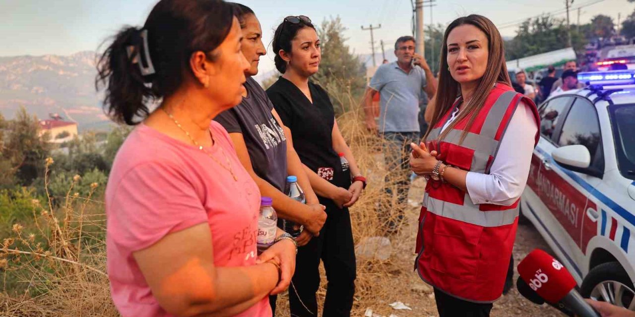 Antalya Büyükşehir Ekipleri Orman Yangınlarını Söndürmek İçin Seferber Oldu