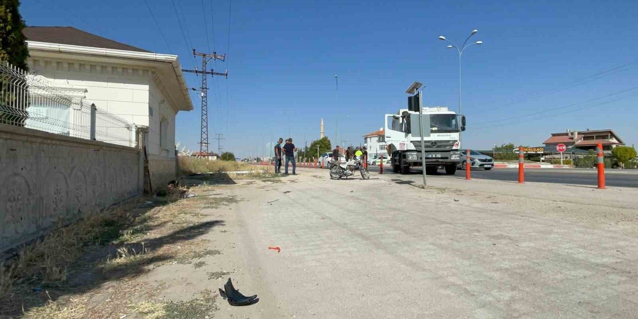 Karaman’da Motosiklet Sürücüsünün Ağır Yaralandığı Kaza Kamerada