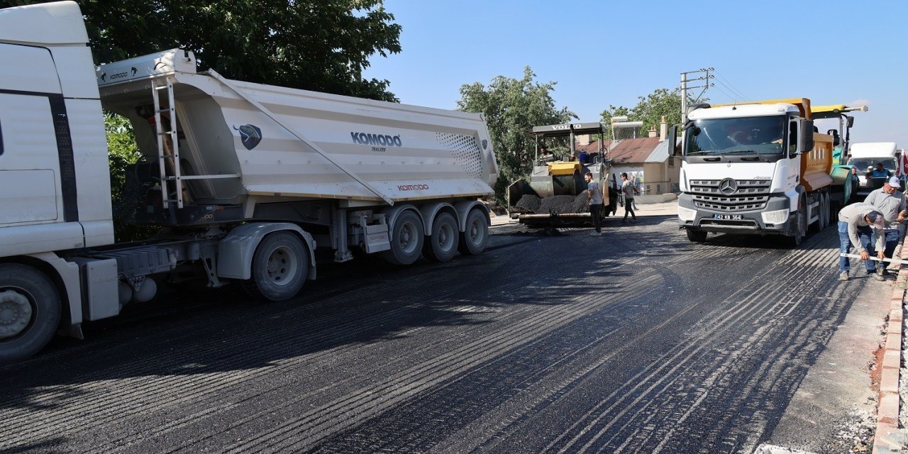Karatay’da Asfalt Seferberliği Devam Ediyor