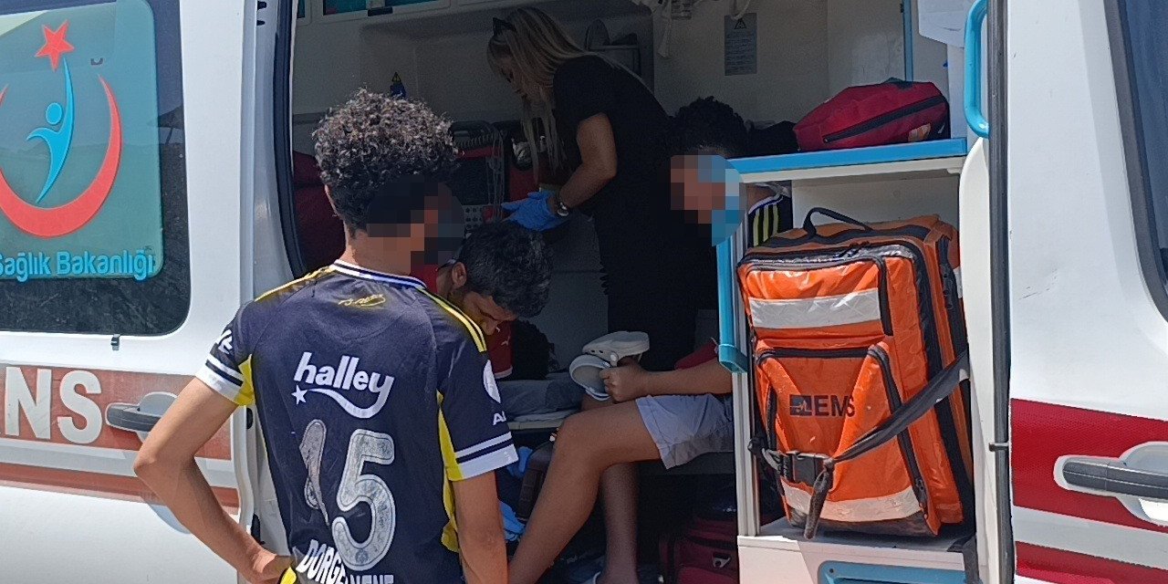 Küçük Çocukların Motosiklet Gezintisi Hastanede Son Buldu