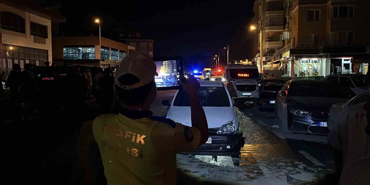 Konya’da Otomobiller Çarpıştı: 6 Yaralı