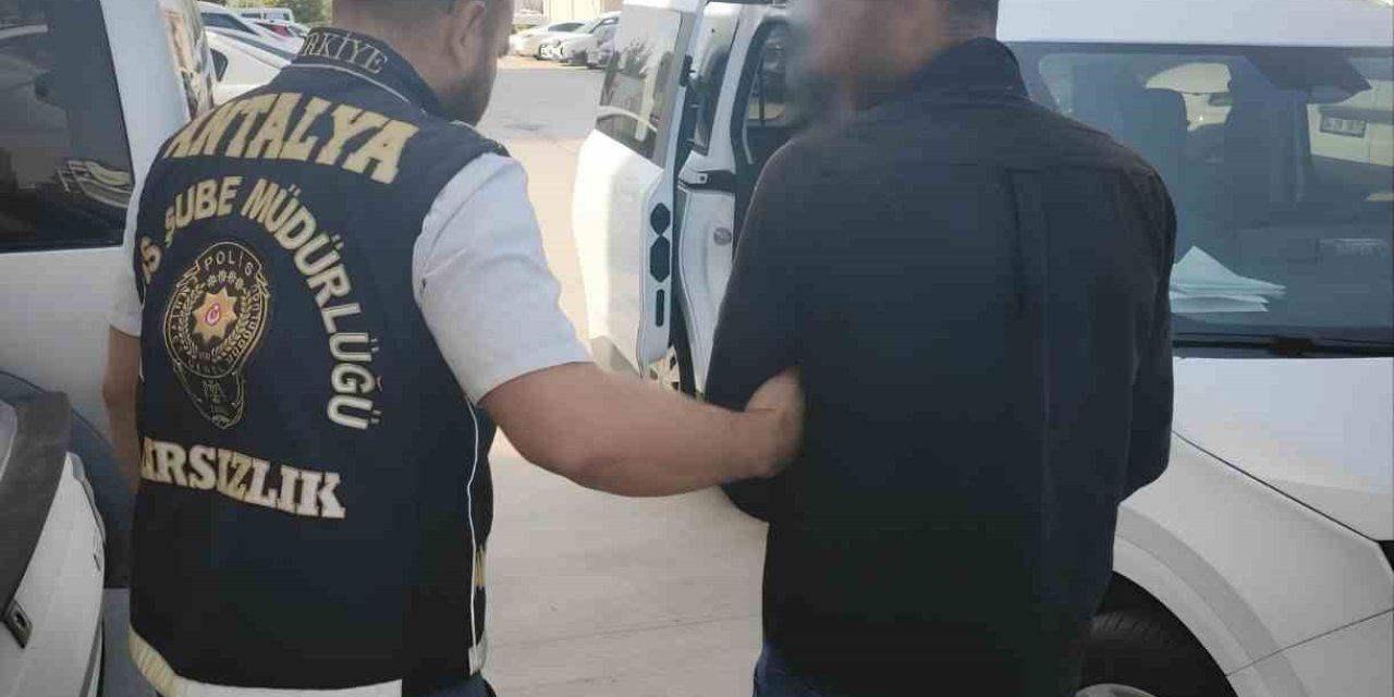 Antalya’da Son Bir Haftada 275 Şahıs Tutuklandı