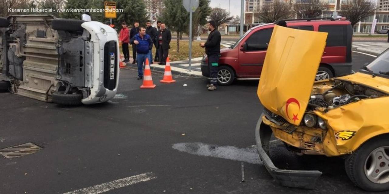 Minibüs İle Otomobil Çarpıştı: 1 Yaralı