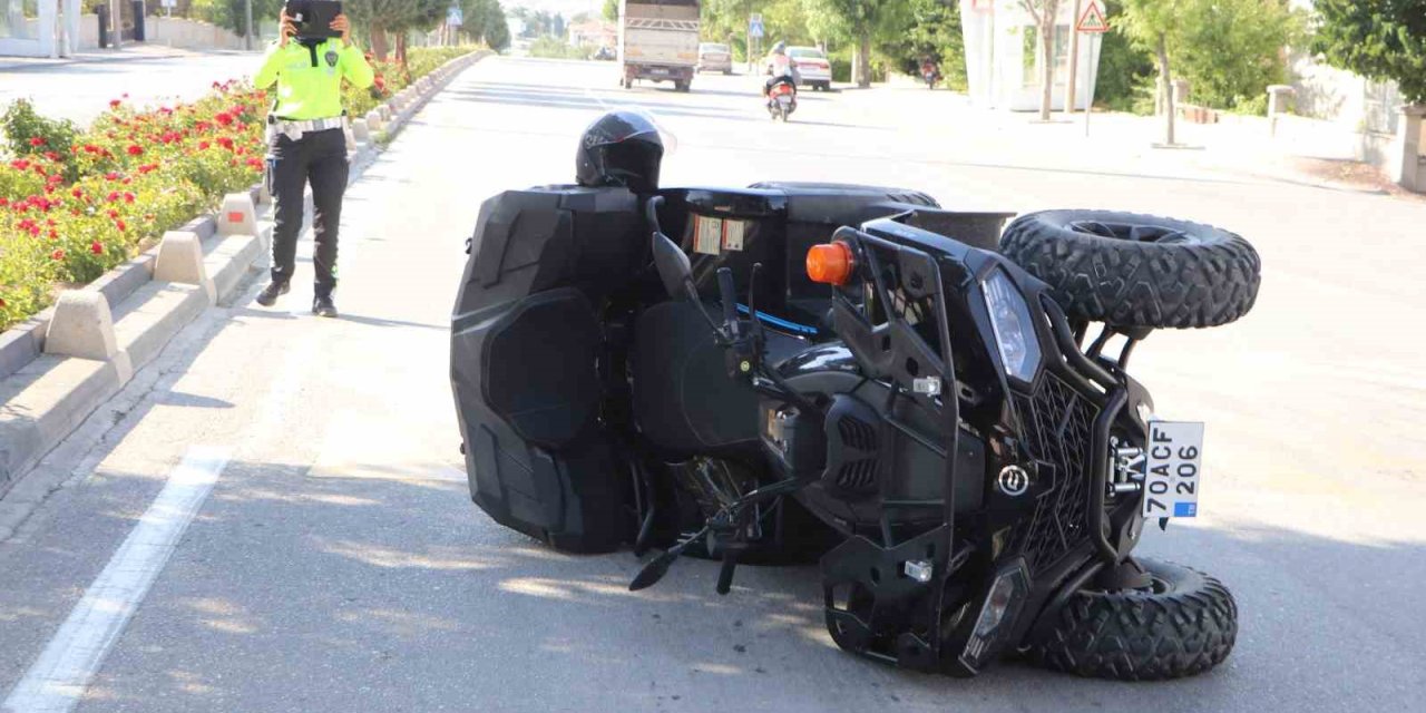 Karaman’da Devrilen Atv’deki Anne Ve Oğlu Yaralandı
