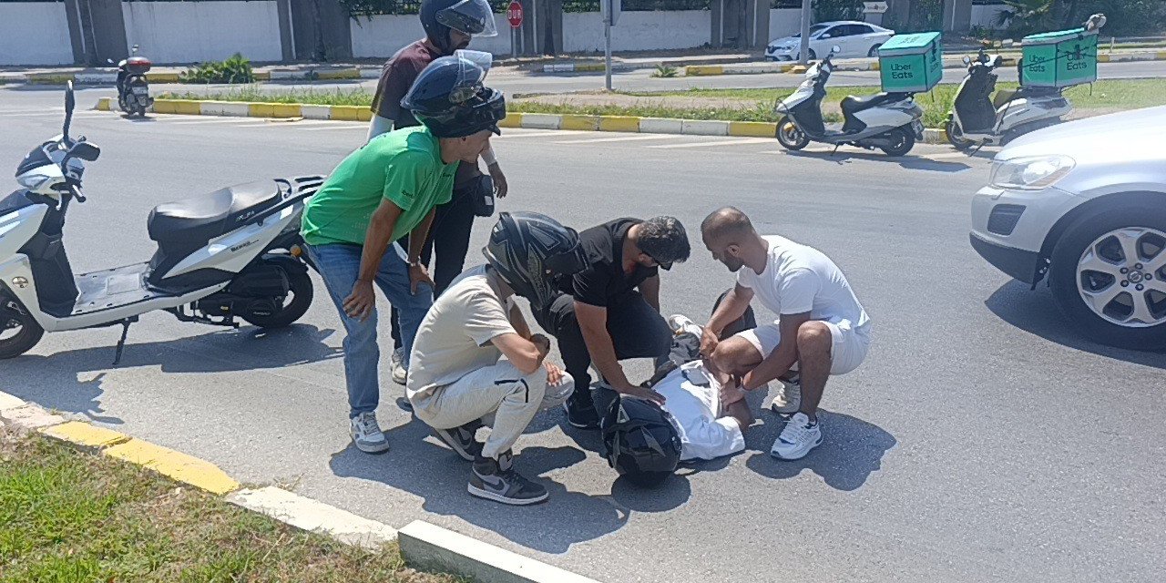 Yangına Giden İtfaiyeye Yol Vermek İsterken Minibüse Çarptı