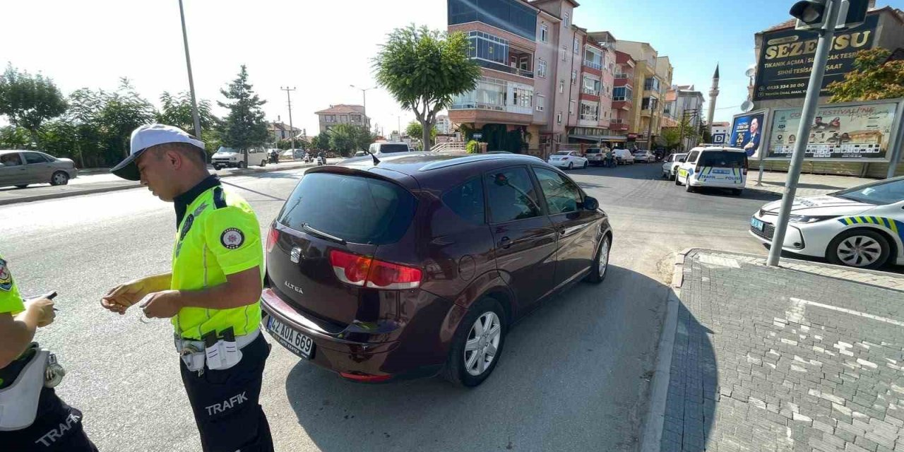 Karaman’da Otomobilin Çarptığı Kadın Yaralandı