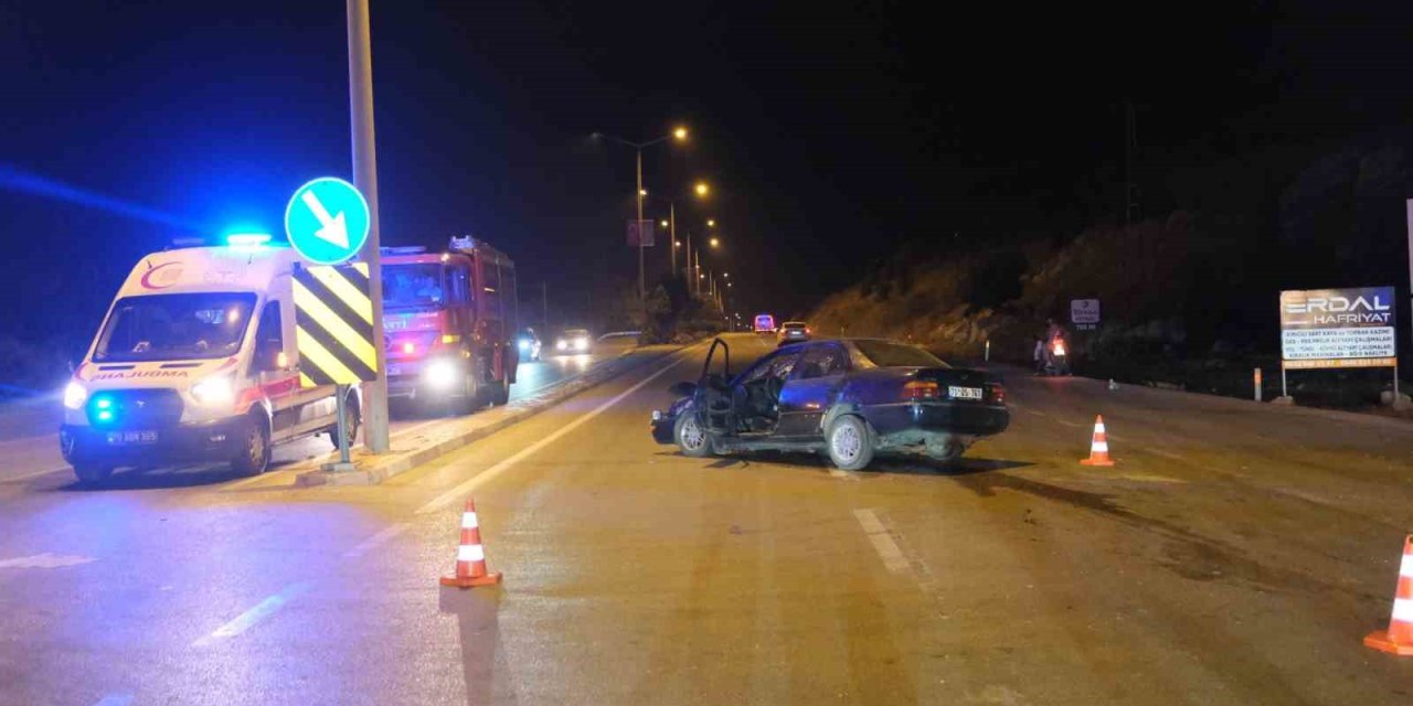 Karaman’da Otomobiller Çarpıştı: 3 Yaralı