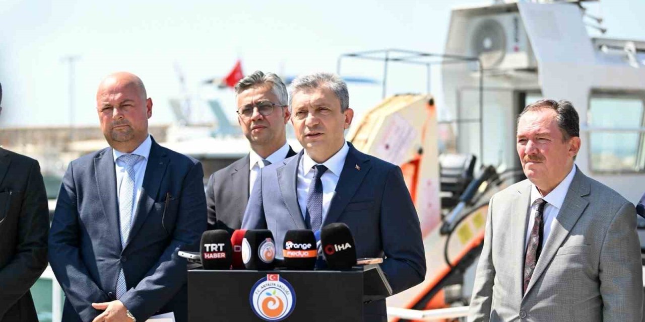 Son 7 Yılda Türkiye Genelinde Denizlerden 325 Bin Tondan Fazla Deniz Çöpü Toplandı