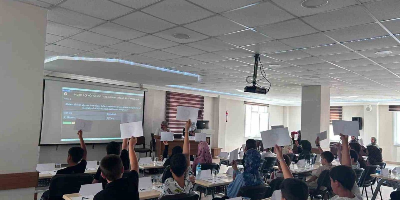 Bozkır’da Yaz Kur’an Kursları Öğrencileri Bilgi Yarışmasında Yarıştı