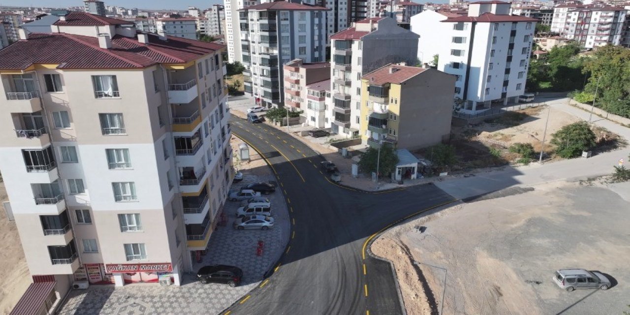 Niğde’de Altyapısı Tamamlanan Bölgelerde Asfalt Çalışmaları Sürüyor