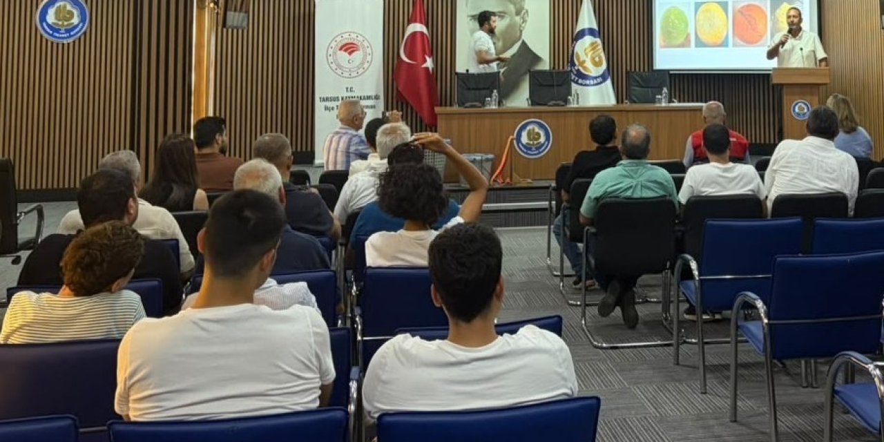 Tarsus’ta Turunçgil Üreticilerine Doğru Hasat Eğitimi