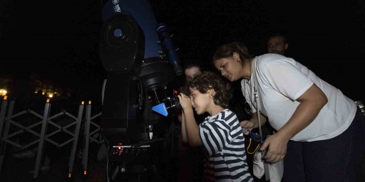 Mersinliler Perseid Meteor Yağmurunu Darısekisi’nde İzledi