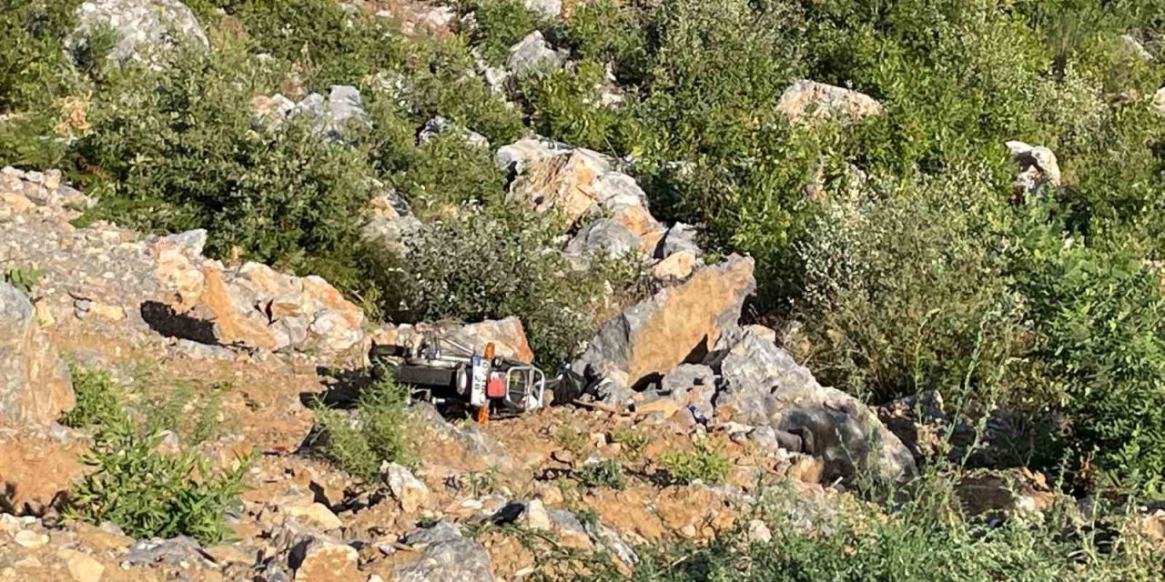 Alanya’da Motosiklet Uçuruma Yuvarlandı: 1 Ölü, 1 Yaralı