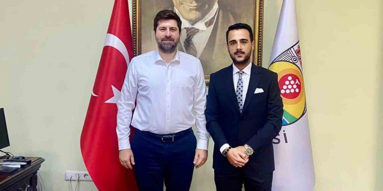 Evlendirme Şefinden Personele ‘güler Yüz Ve Eşit Hizmet’ Talimatı
