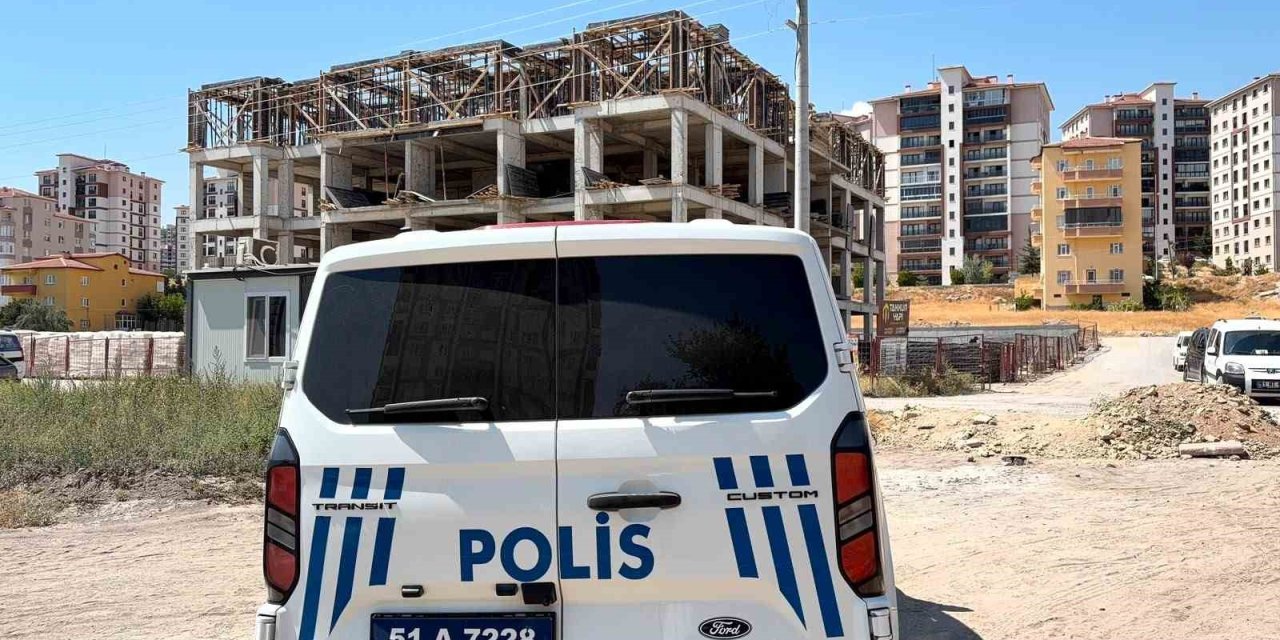 İnşaattan Düşen İşçi Yaralandı