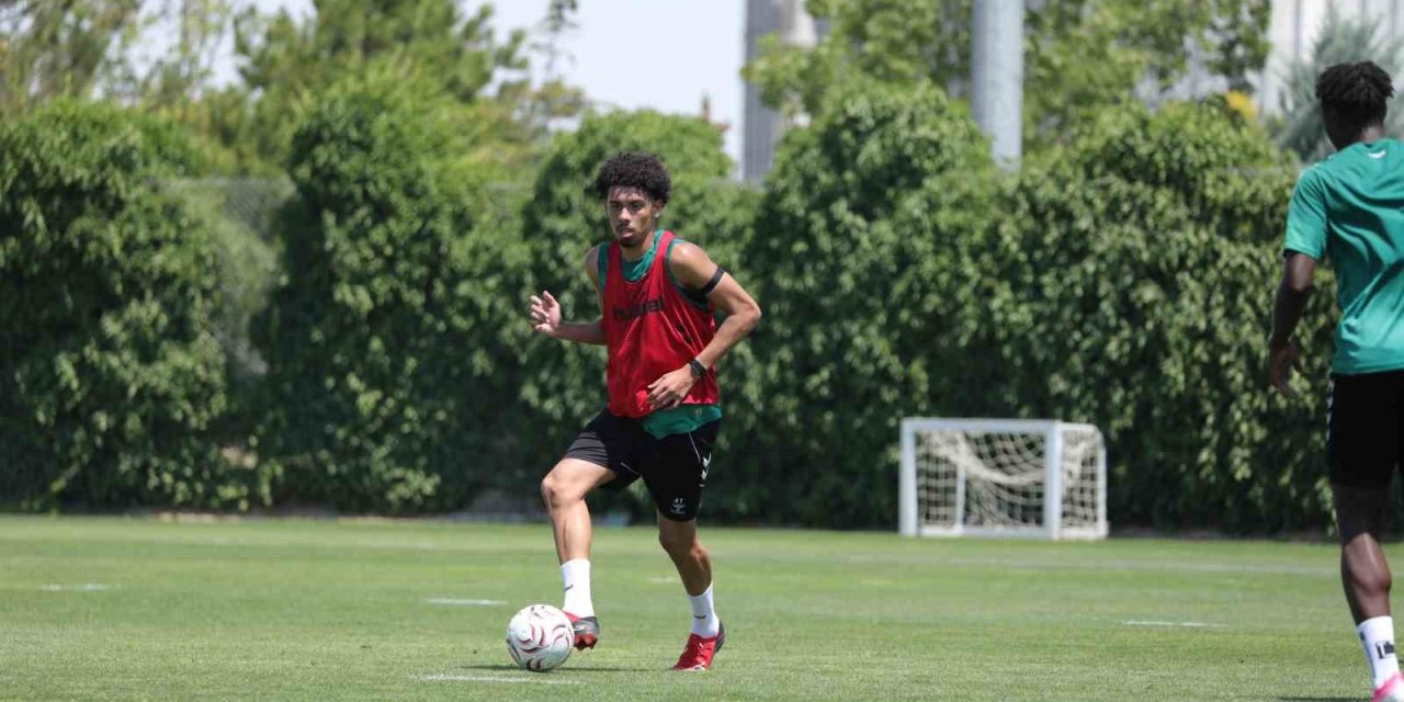 Konyaspor, Fenerbahçe Maçı Hazırlıklarını Başladı