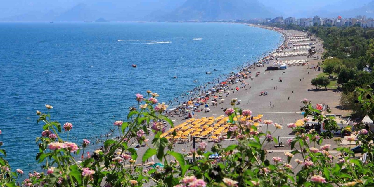 Turizmin Başkenti Ağustosta Nitelikli Tesislerde Yüzde 95 Doluluğa Ulaştı
