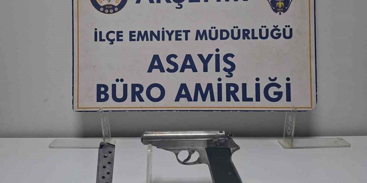 Polis Düğünü İzledi, Havaya Ateş Eden Şahsı Suçüstü Yakaladı