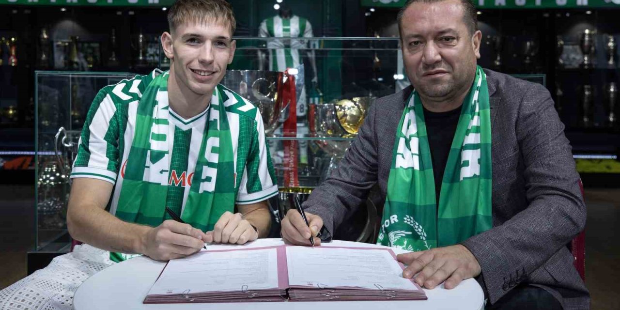 Konyaspor, Rajmund Toth Transferini Açıkladı