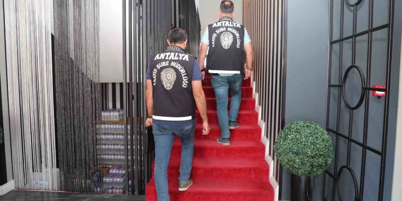 Antalya’da Günübirlik Konaklama Ve Araç Kiralama Firmaları Denetlendi
