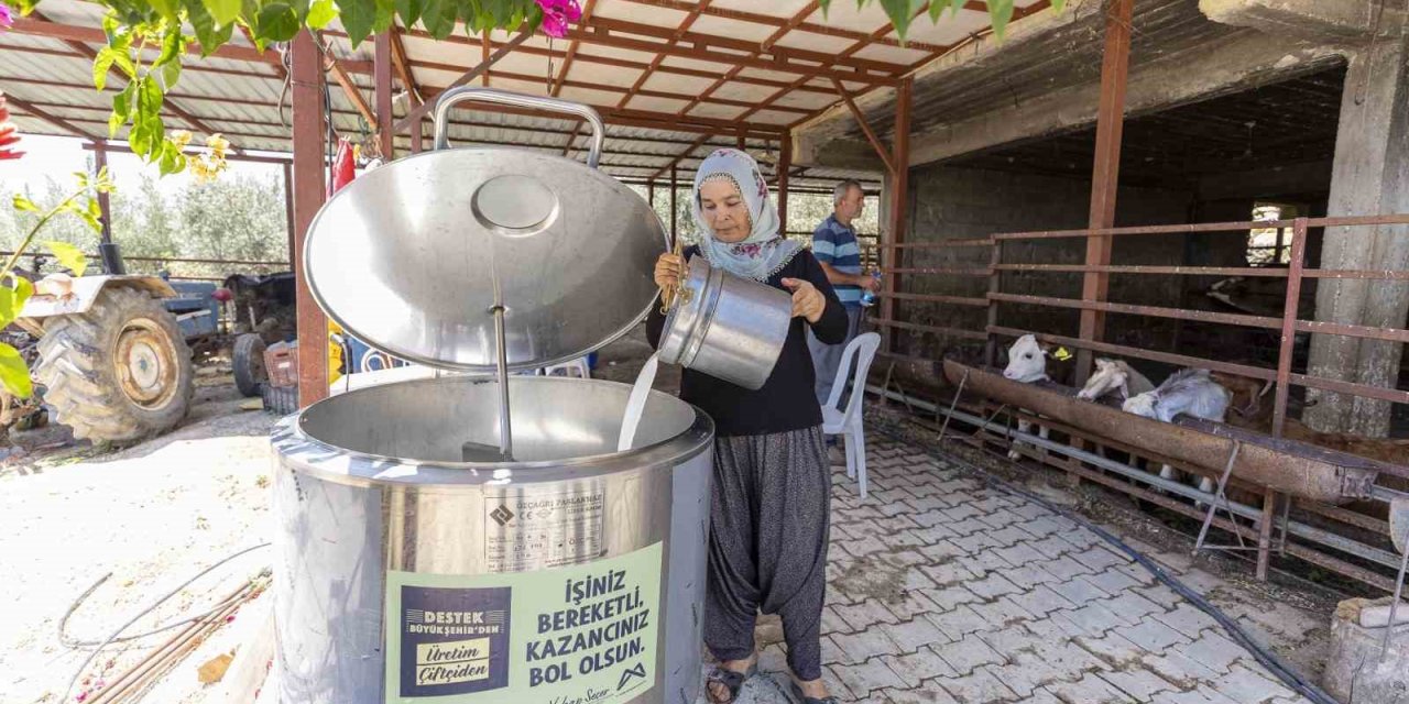 Mersin’de Üreticiye Yüzde 50 Hibeli Süt Soğutma Tankı Desteği