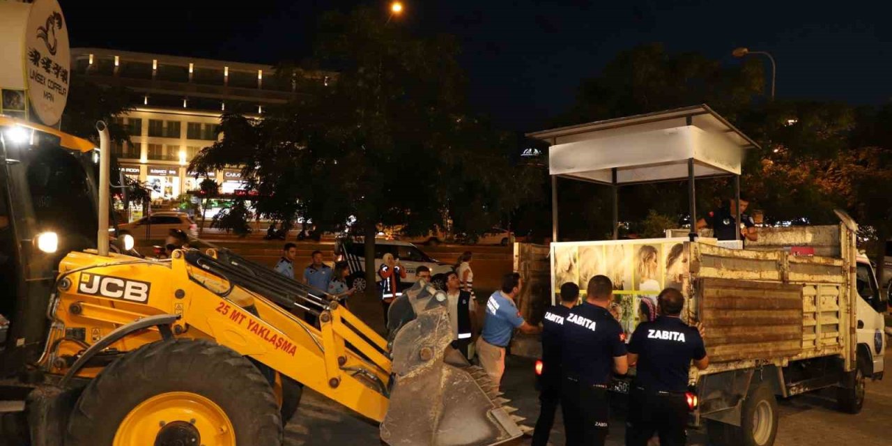 Aksu’da Kaldırım İşgallerine Yönelik Denetimler Devam Ediyor