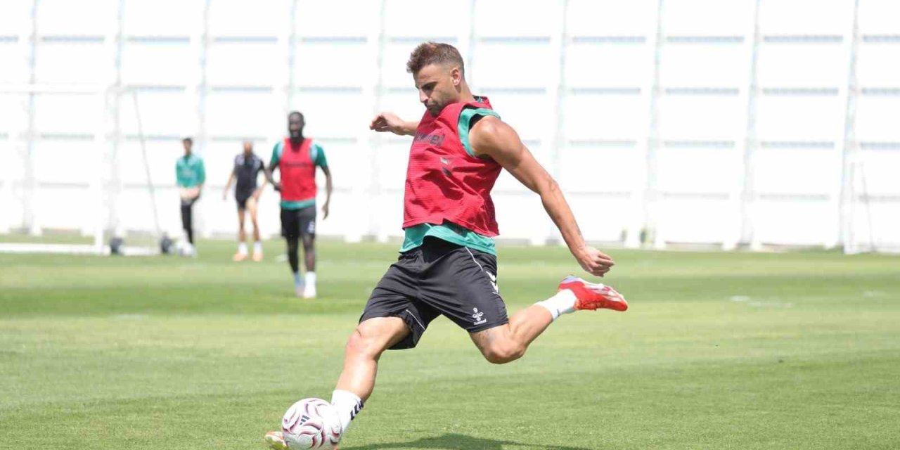 Konyaspor, Fenerbahçe Maçı Hazırlıklarını Sürdürdü