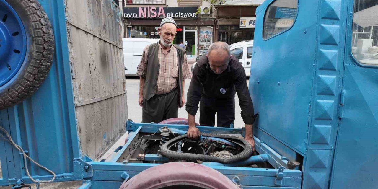Konya’da Üç Tekerlekli Motosikletler Ustaların Ellerinde Yaşıyor