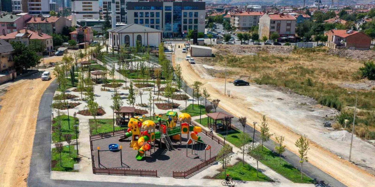 Meram’da Yeşil Alan Atağı: Aynı Anda 20 Yeni Park, 25 Parkta İse Yenileme