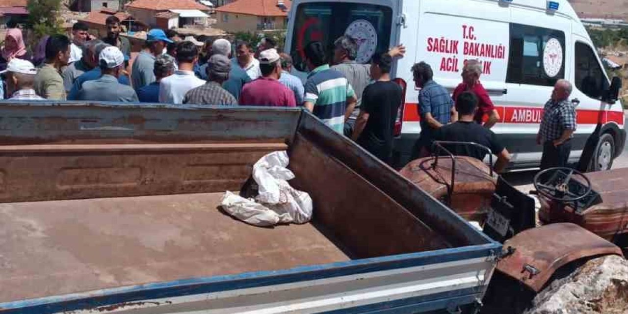 Traktör Sürücüsü Yaşlı Adam Kazada Hayatını Kaybetti