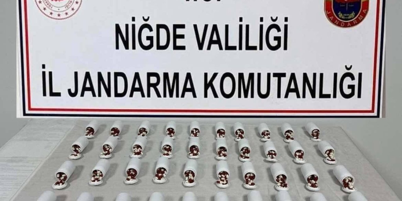 Niğde Otogarı’nda Uyuşturucu Operasyonu: 2 Bin 240 Sentetik Hap Ele Geçirildi