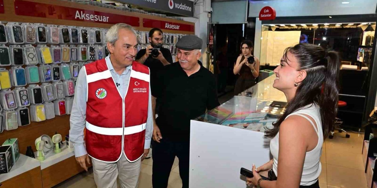 Kepez’in Dört Bir Yanında "temizlik Kirletmemektir" Kampanyası