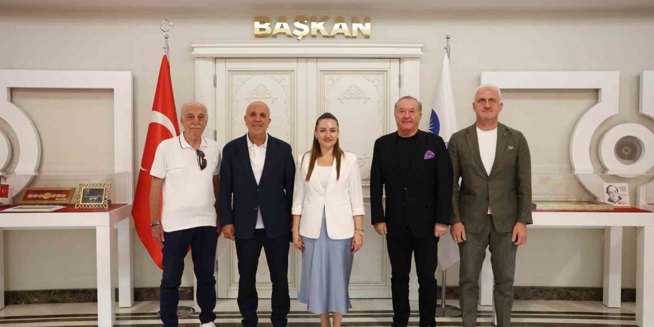 Büşra Özdemir, Alanyaspor Yönetimini Ağırladı
