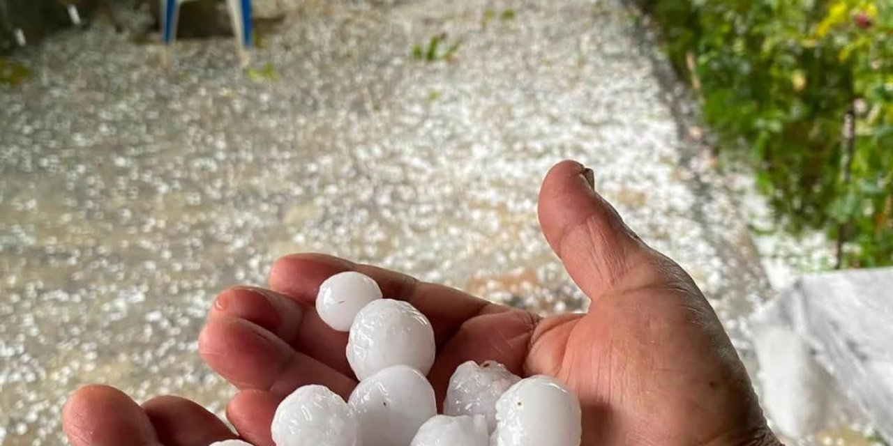 Mersin’de Dolu Yağışı Etkili Oldu