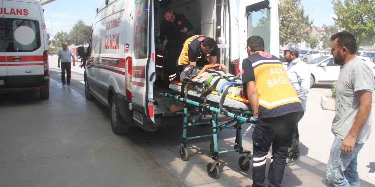 İnşaatın 3’üncü Katından Düşen Usta Yaralandı