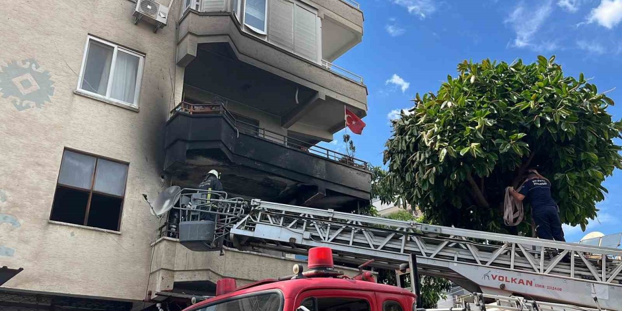 Alanya’da Alevlere Teslim Olan Dairede 3 Çocuk Dumandan Etkilendi
