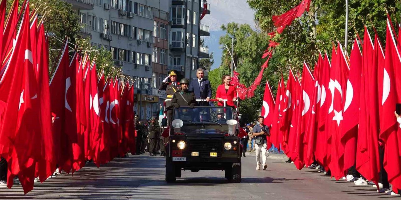 Antalya’da 30 Ağustos Coşkusu Yaşandı