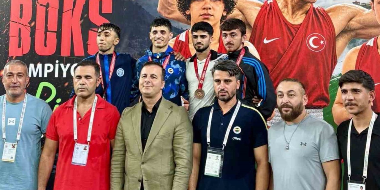 Niğdeli Boksörler Rize’den İki Madalyayla Döndü