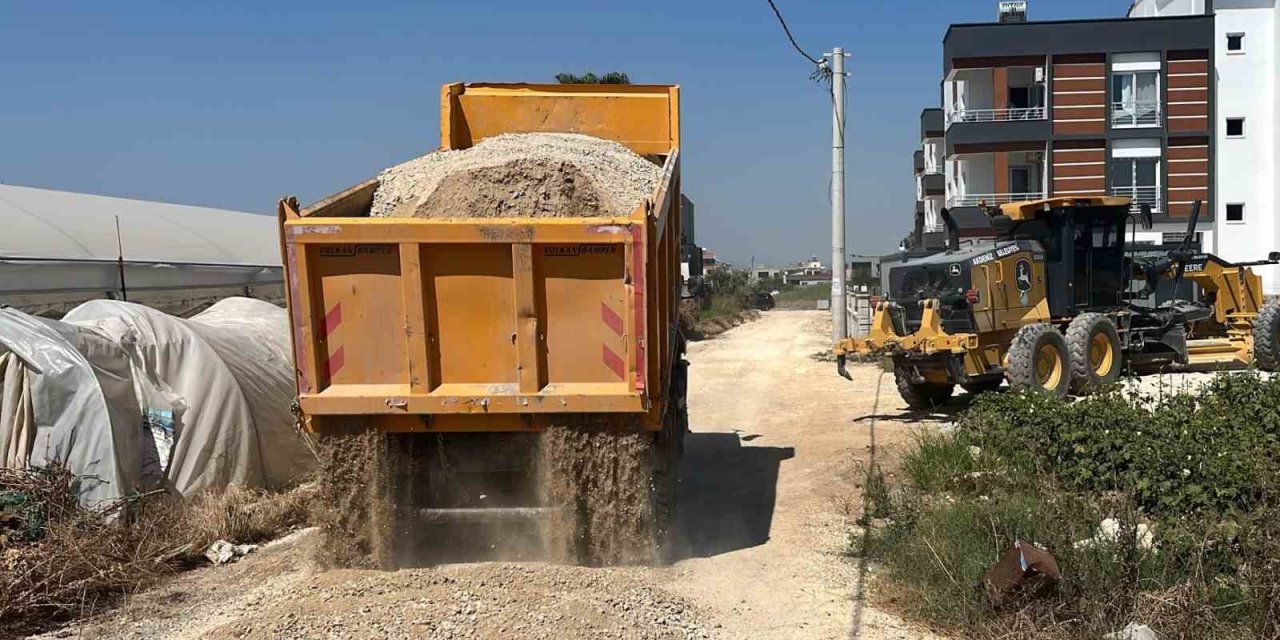 Akdeniz’de Yollar Yenileniyor, Ulaşım Güvenliği Artırılıyor