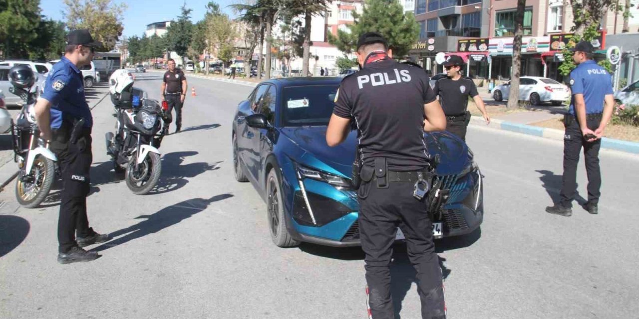 Beyşehir’de Şahinlerden Sonra Yunuslar Da Görev Başında