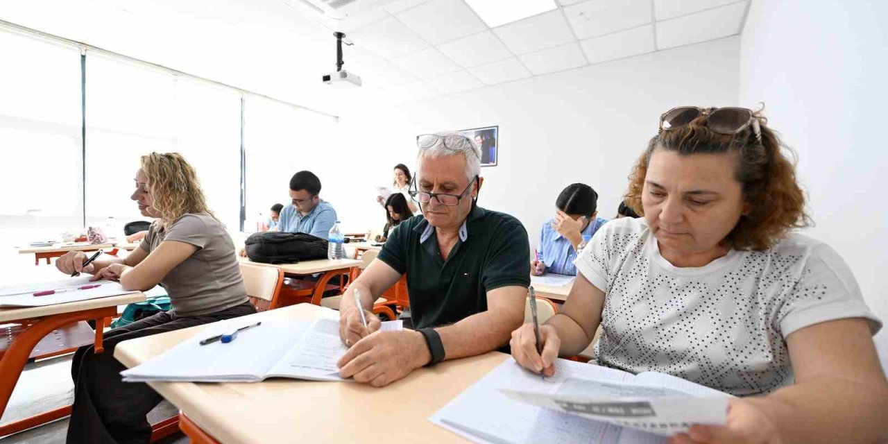 Mersin’de Ücretsiz İngilizce Kurslarına Yoğun İlgi