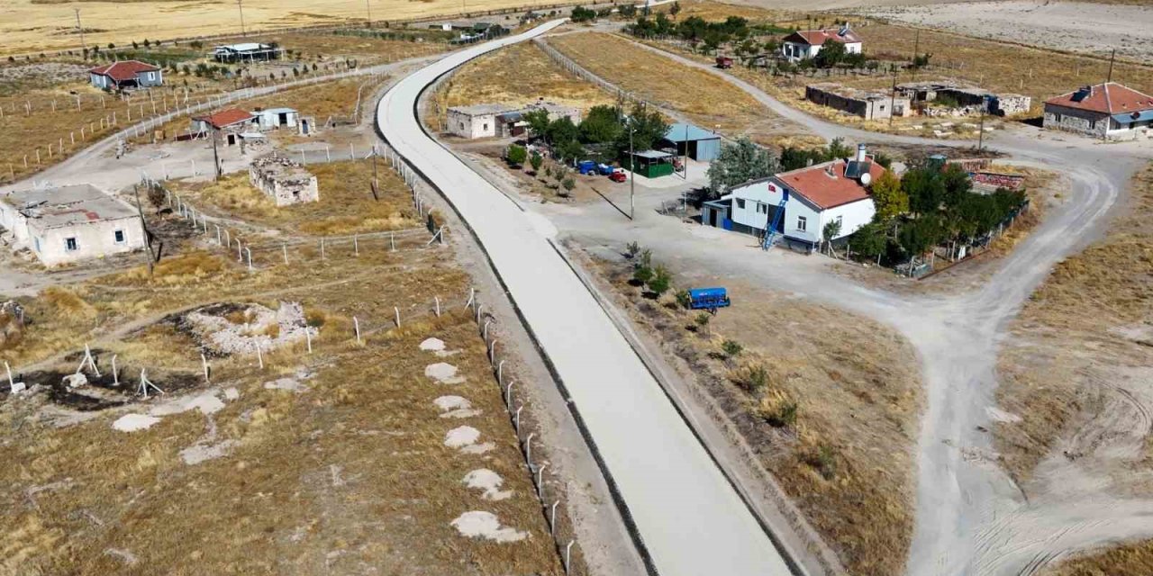 Aksaray’da Köy Yollarının Asfaltları Devam Ediyor