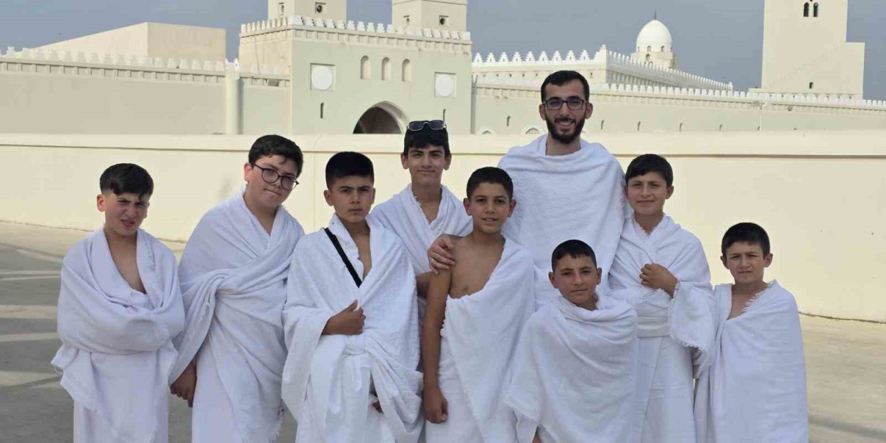Mersin’de Hafız Öğrenciler Kutsal Topraklara Gönderildi