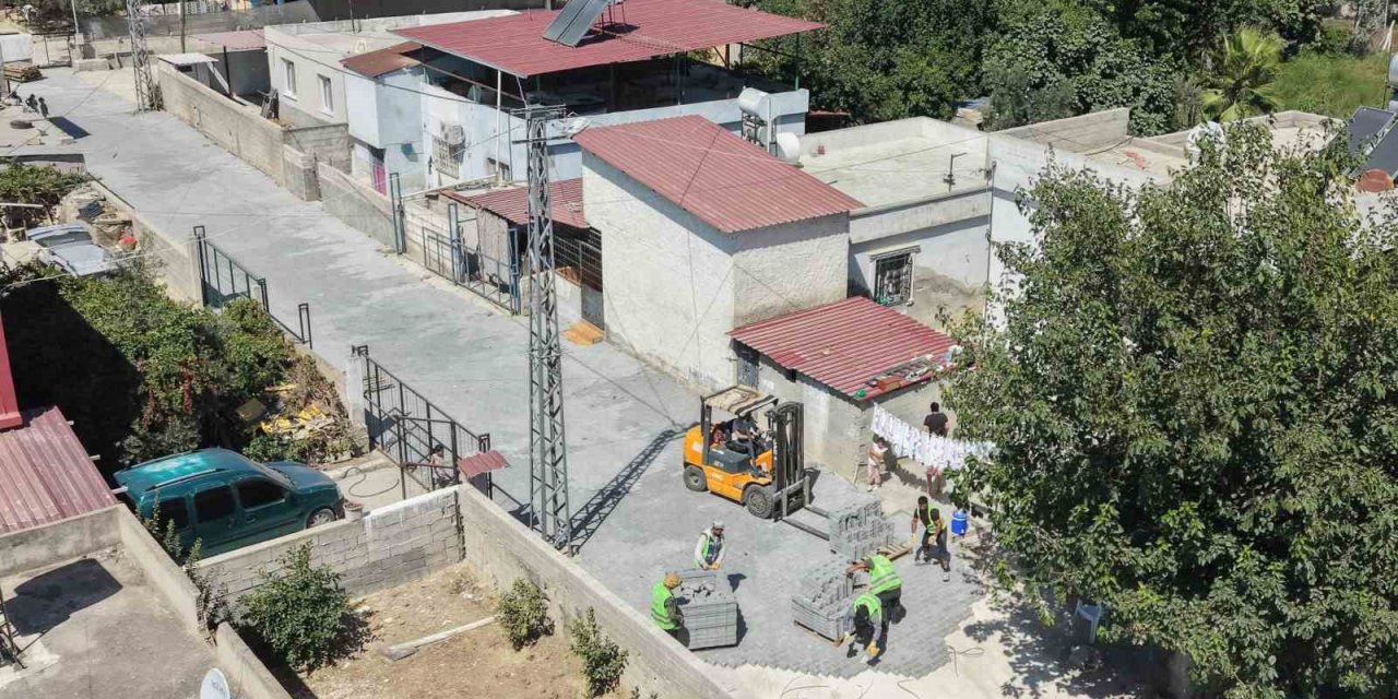 Tarsus’ta Kırsal Mahallelerde Yol Seferberliği