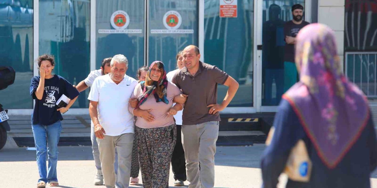 18 Yaşındaki Motosikletli Genç Kazada Hayatını Kaybetti Cenazeyi Alan Aile Gözyaşlarına Boğuldu