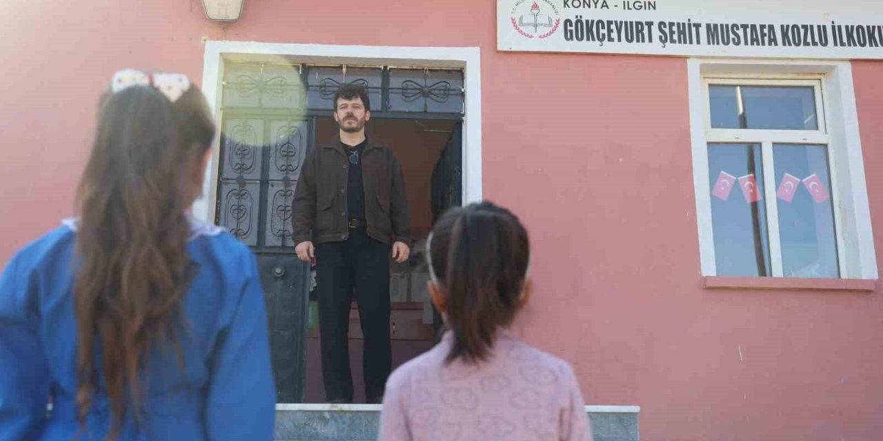 Konya’da Bir İlkokulda 2 Öğrenci Ve 1 Öğretmen İçin İlk Ders Zili Çaldı