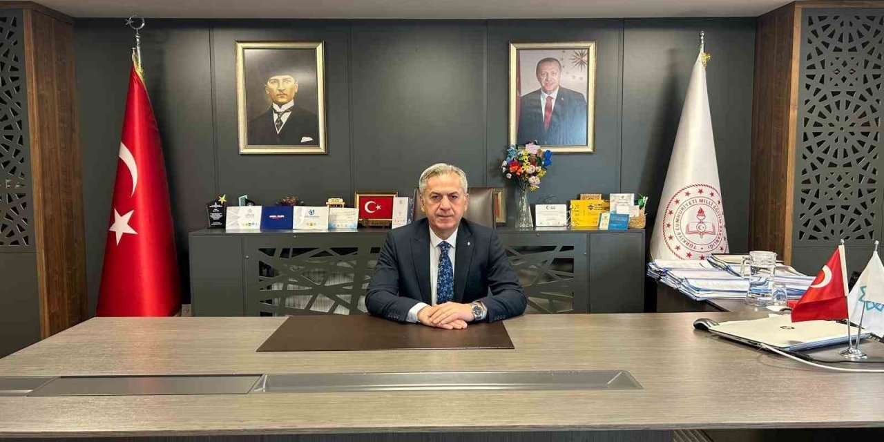 Konya’da 474 Bin 512 Öğrenci Ve 35 Bin 523 Öğretmen Ders Başı Yaptı