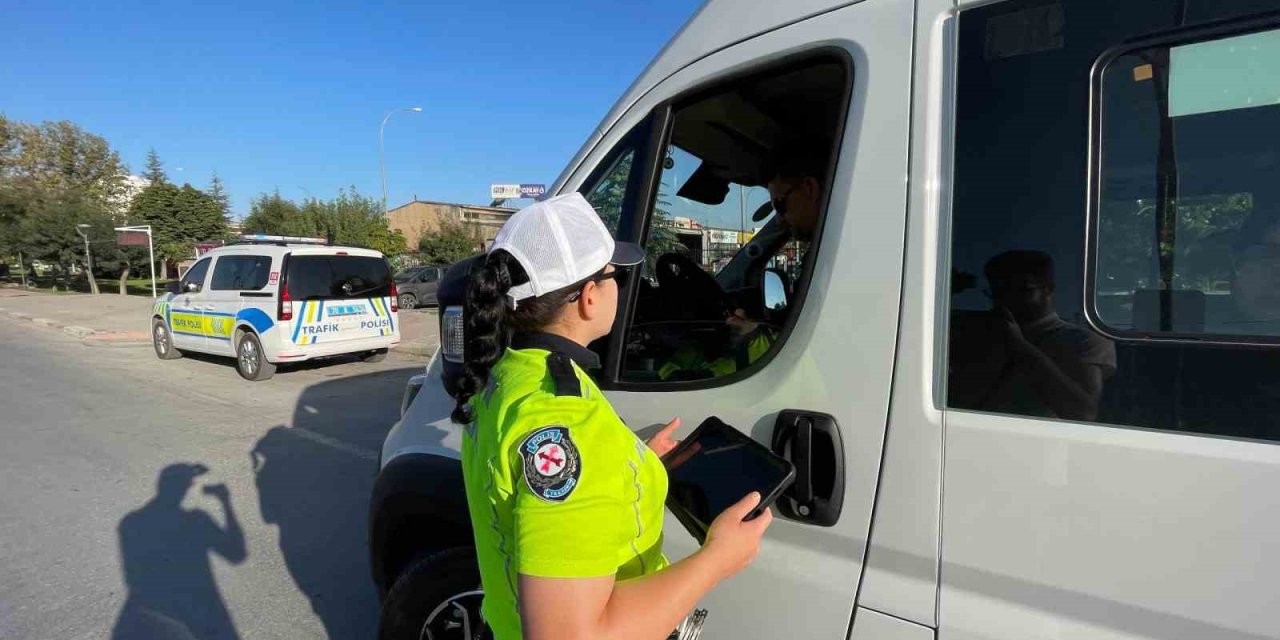 Karaman’da Okul Servislerine Denetim