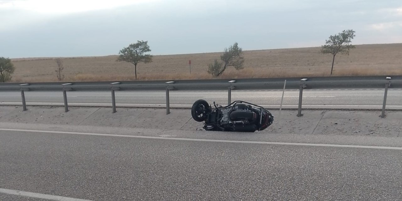 Kulu’da Motosiklet Devrildi: 1 Yaralı
