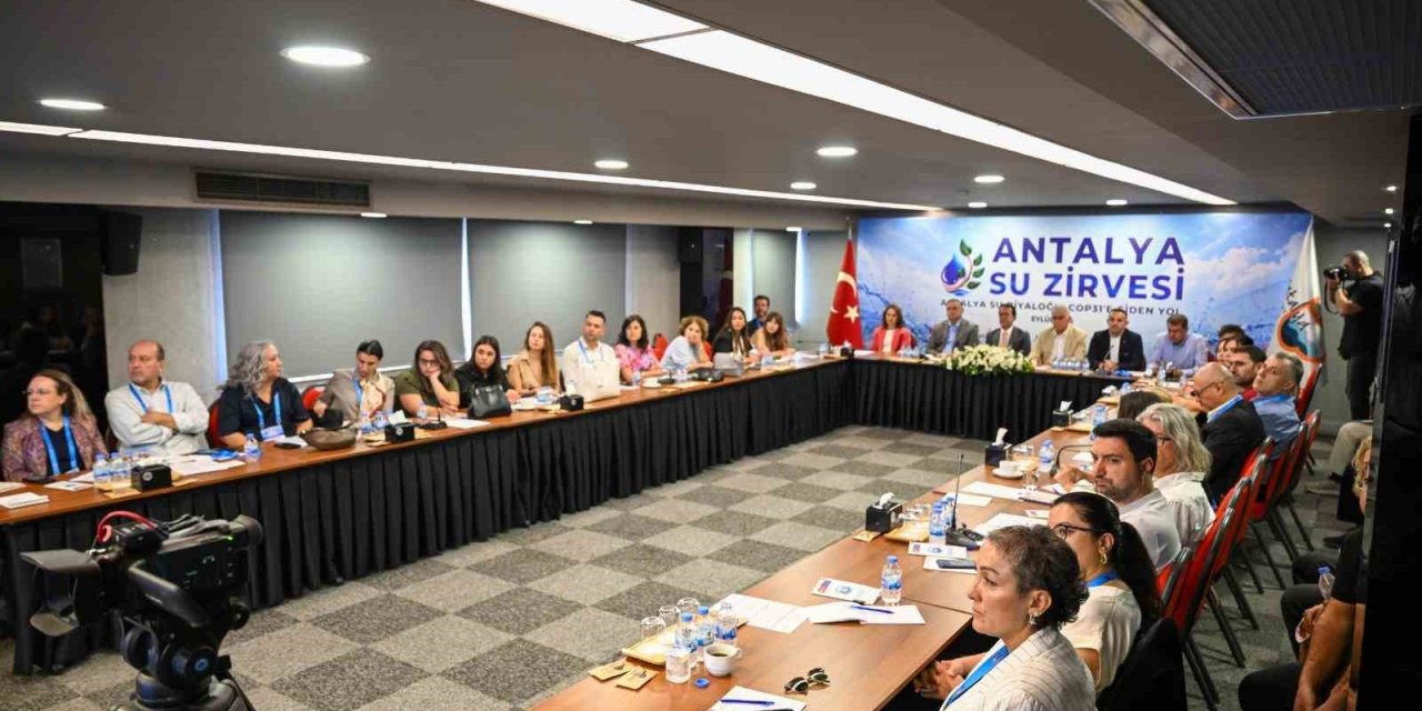 "antalya Suyunu Koruyacak Dünyaya Örnek Olacak"